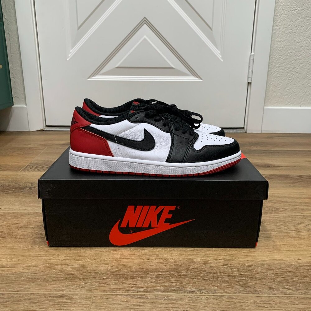 Air Jordan 1 Retro Low OG "Black Toe" (2023) - Size 9.5M - LIGHTLY USED